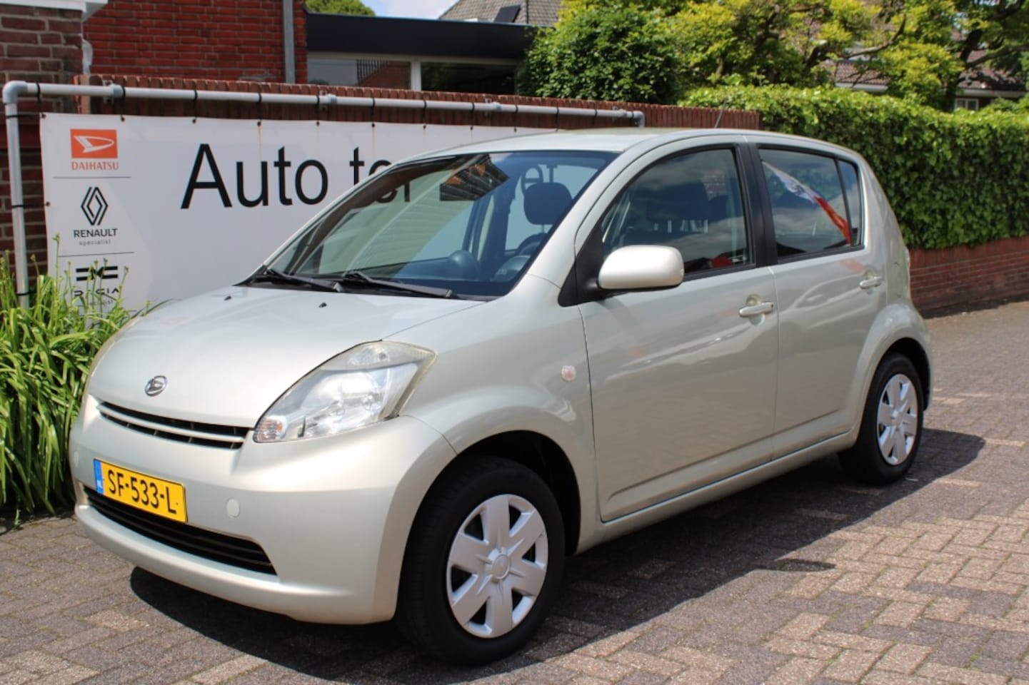 Daihatsu Sirion - 1.3i 16V Prestige airco - AutoWereld.nl