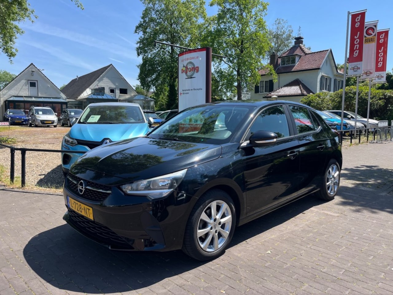 Opel Corsa - 1.2 EDITION / NAVI / CARPLAY / AIRCO / CRUISE CTR. / 16'' LM-VELGEN / ELEK. RAMEN - AutoWereld.nl