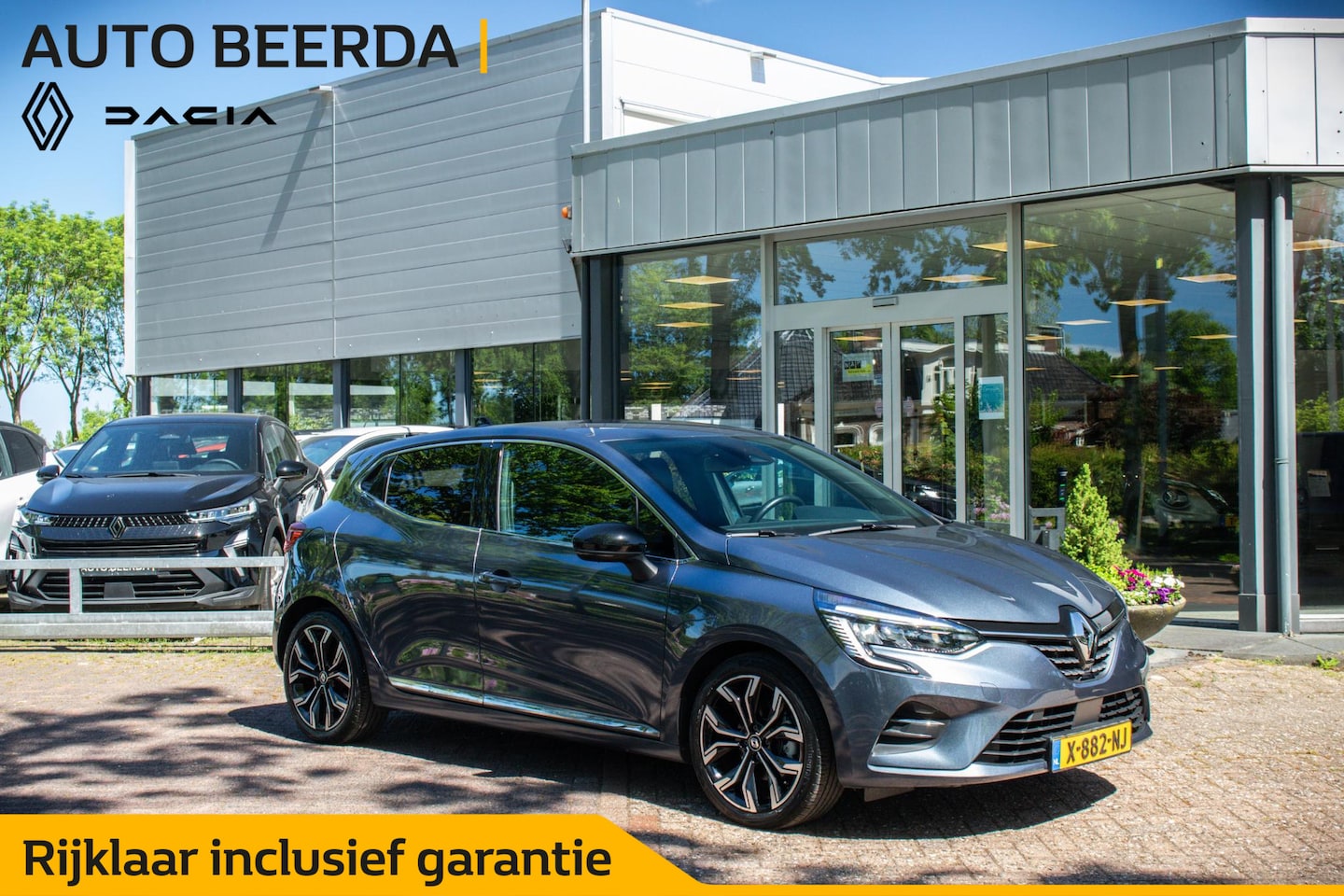 Renault Clio - 1.6 E-Tech Full Hybrid 145 techno | Stoelverwarming | Trekhaak - AutoWereld.nl