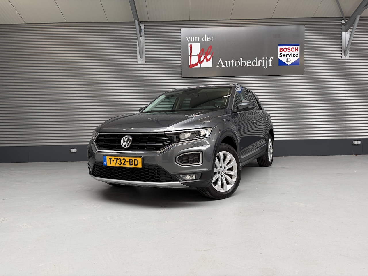 Volkswagen T-Roc - 1.5 TSI SPORT/IQ LIGHT/ADAPTIVE/DODE HOEK/DIGI CP/CARPLAY/CAM/ENZ - AutoWereld.nl