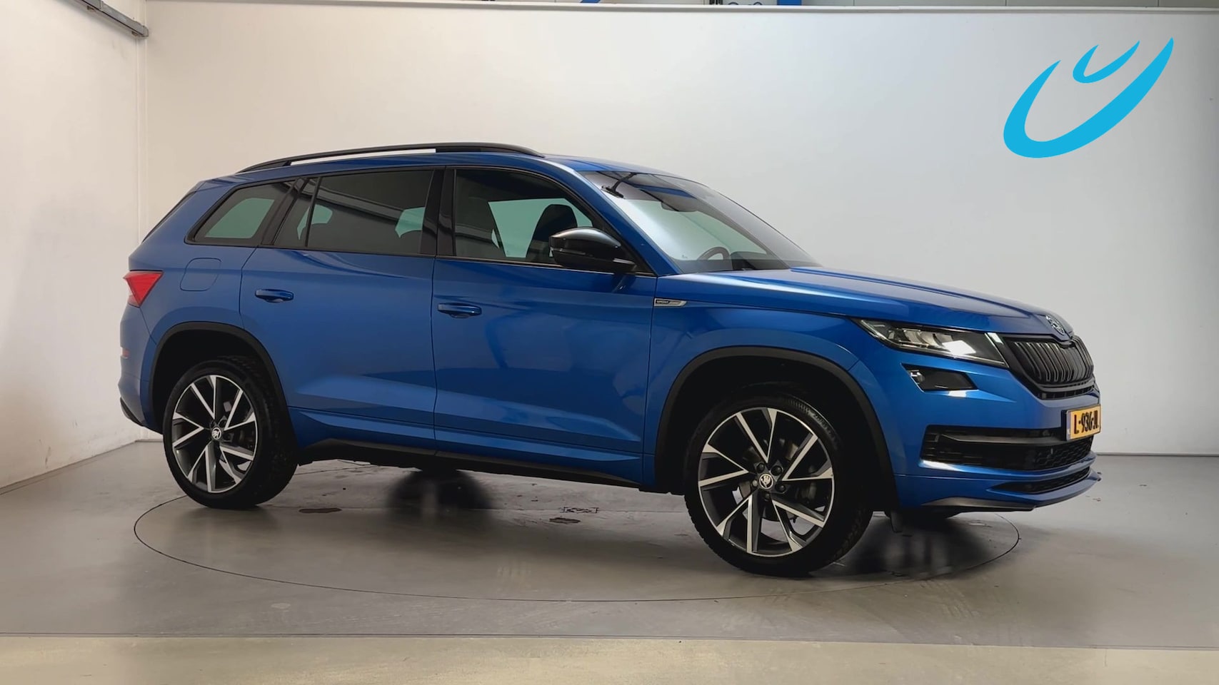 Skoda Kodiaq - 1.5 TSI 150pk DSG Sportline Business Panoramadak Camera Stoelverwarming Sfeerverlichting - AutoWereld.nl