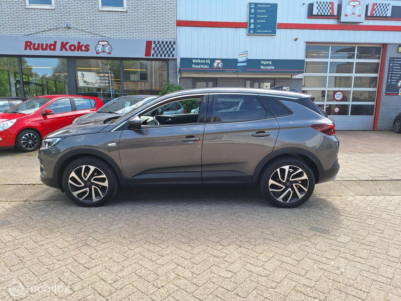 Opel Grandland X - 1.2 Turbo Innovation 1.2 TURBO INNOVATION - AutoWereld.nl