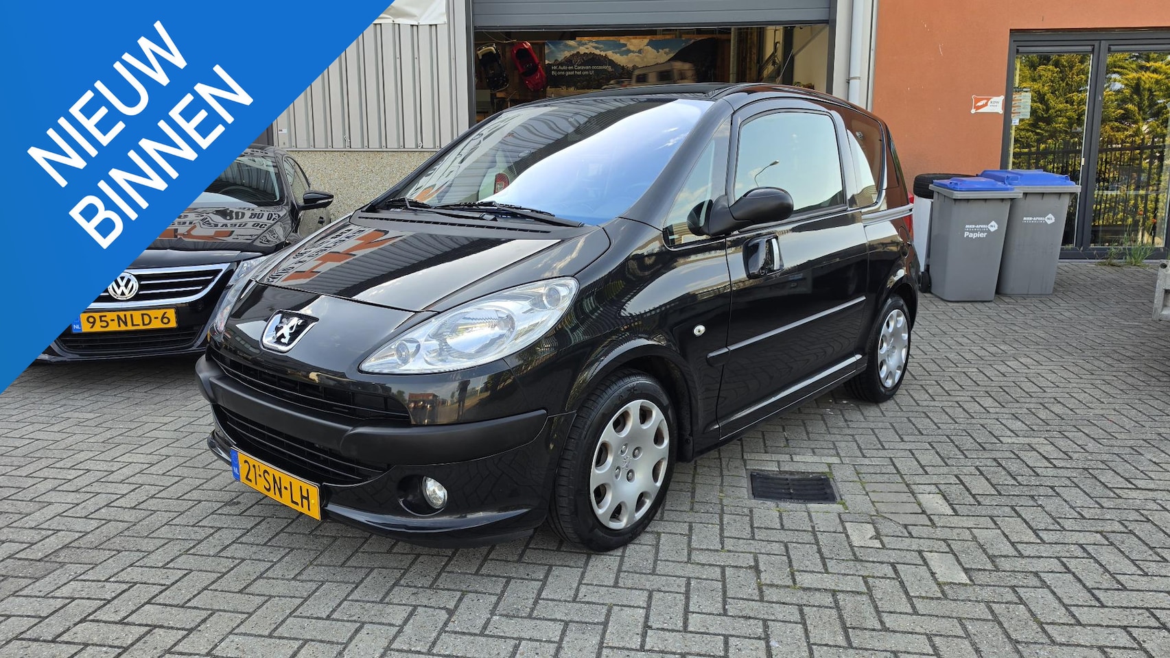 Peugeot 1007 - 1.4 Gentry Goed werkende airco, Nette Auto!! - AutoWereld.nl