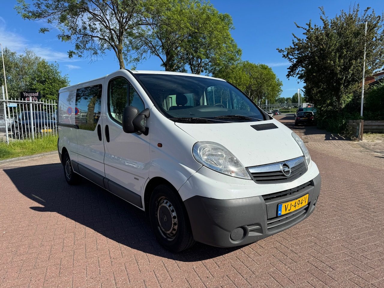 Opel Vivaro - 2.0 CDTI L2H1 DC EcoFLEX 6personen - AutoWereld.nl