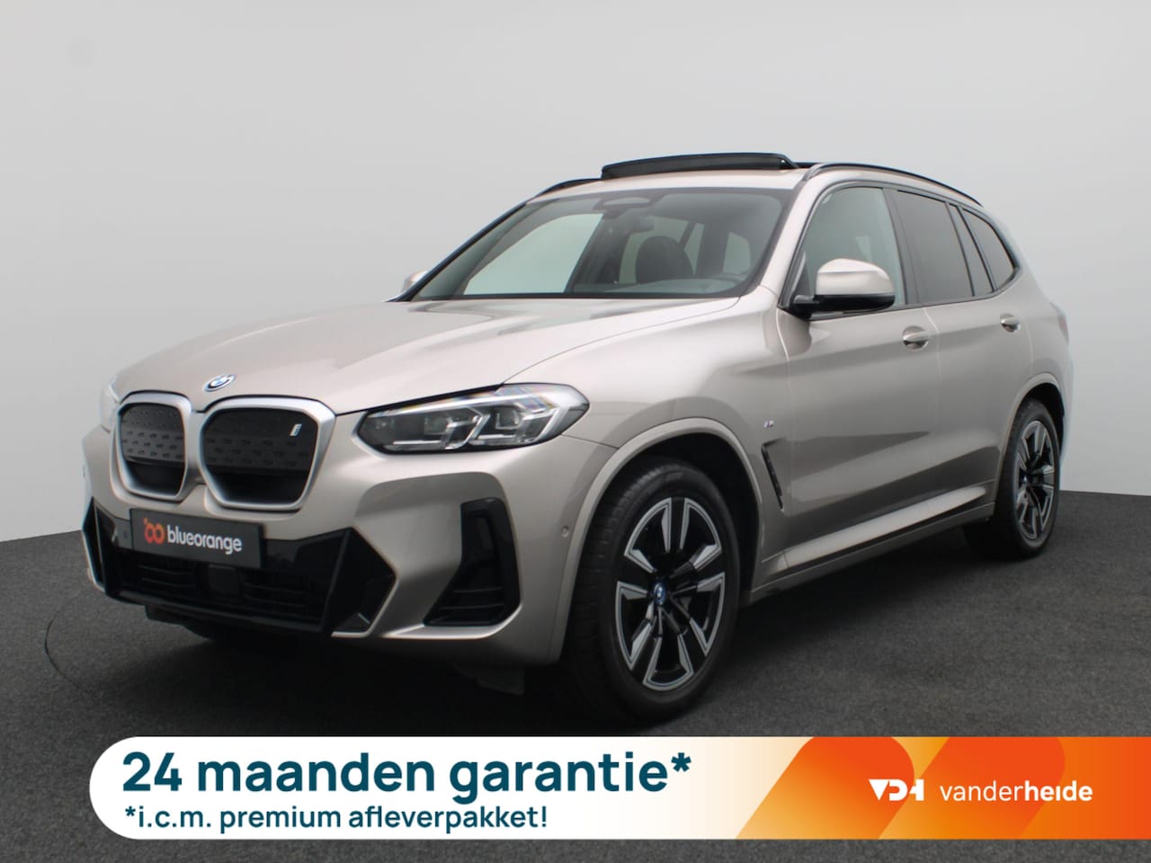BMW iX3 - Executive 80 kWh 286PK Aut. M-Sport, Trekhaak, Panoramadak, Adaptieve Cruise Control, Acht - AutoWereld.nl
