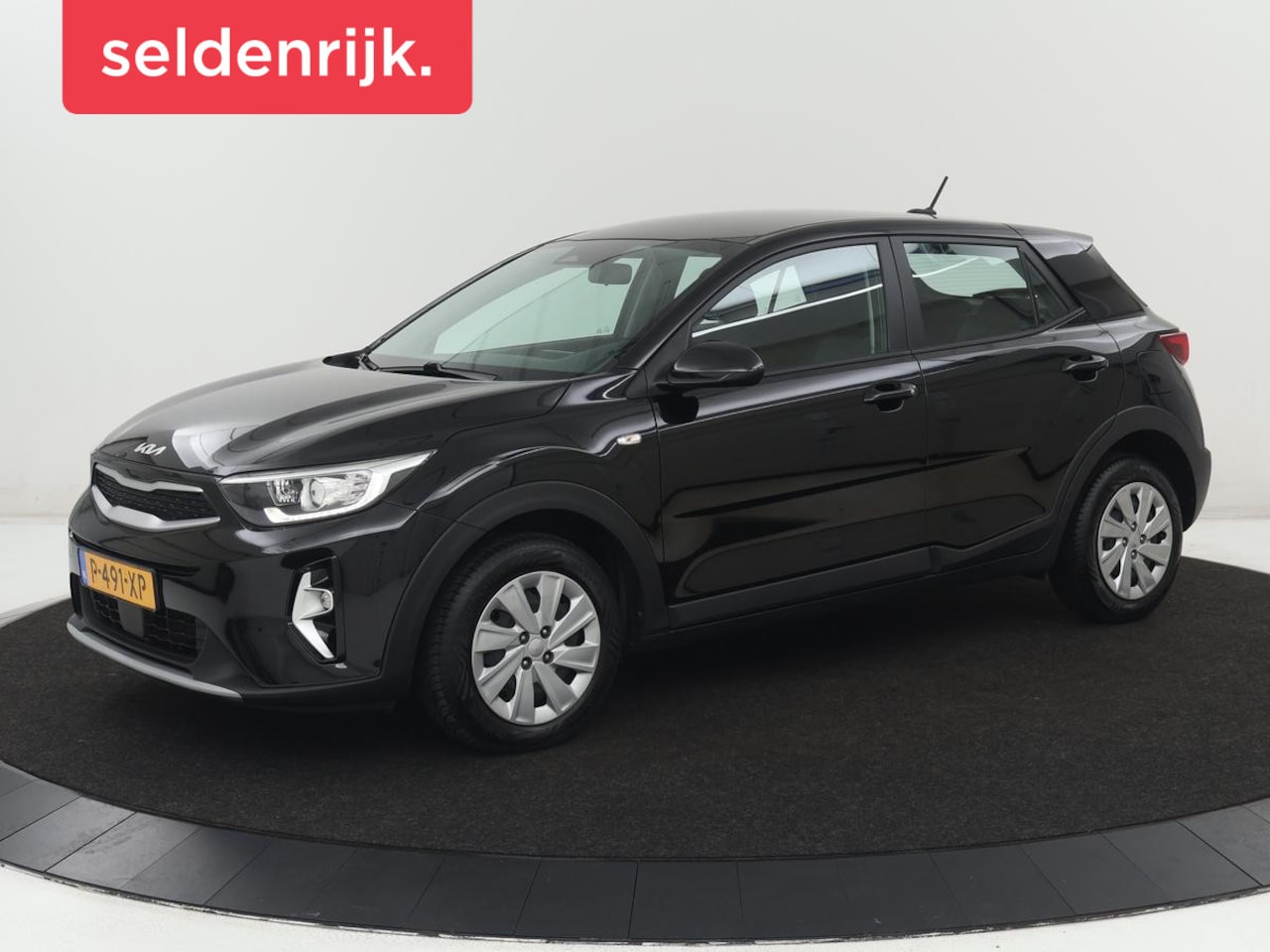 Kia Stonic - 1.0 T-GDi MHEV ComfortLine | Carplay | Adaptive cruise | Airco | Bluetooth | Origineel NL - AutoWereld.nl