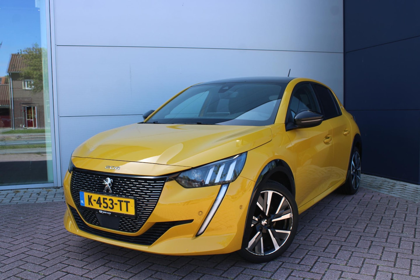 Peugeot 208 - 1.2 PureTech GT-Line Pano Airco Navi Carplay Camera 1e eigenaar Vollll!!!!! - AutoWereld.nl