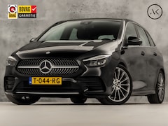 Mercedes-Benz B-klasse - 180 AMG Sport Automaat (GROOT NAVI, TREKHAAK, LEDER/ALCANTARA, STOELVERWARMING, WIDESCREEN
