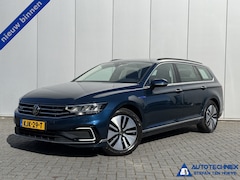 Volkswagen Passat Variant - 1.4 TSI PHEV GTE Business Carplay Trekhaak Camera ACC
