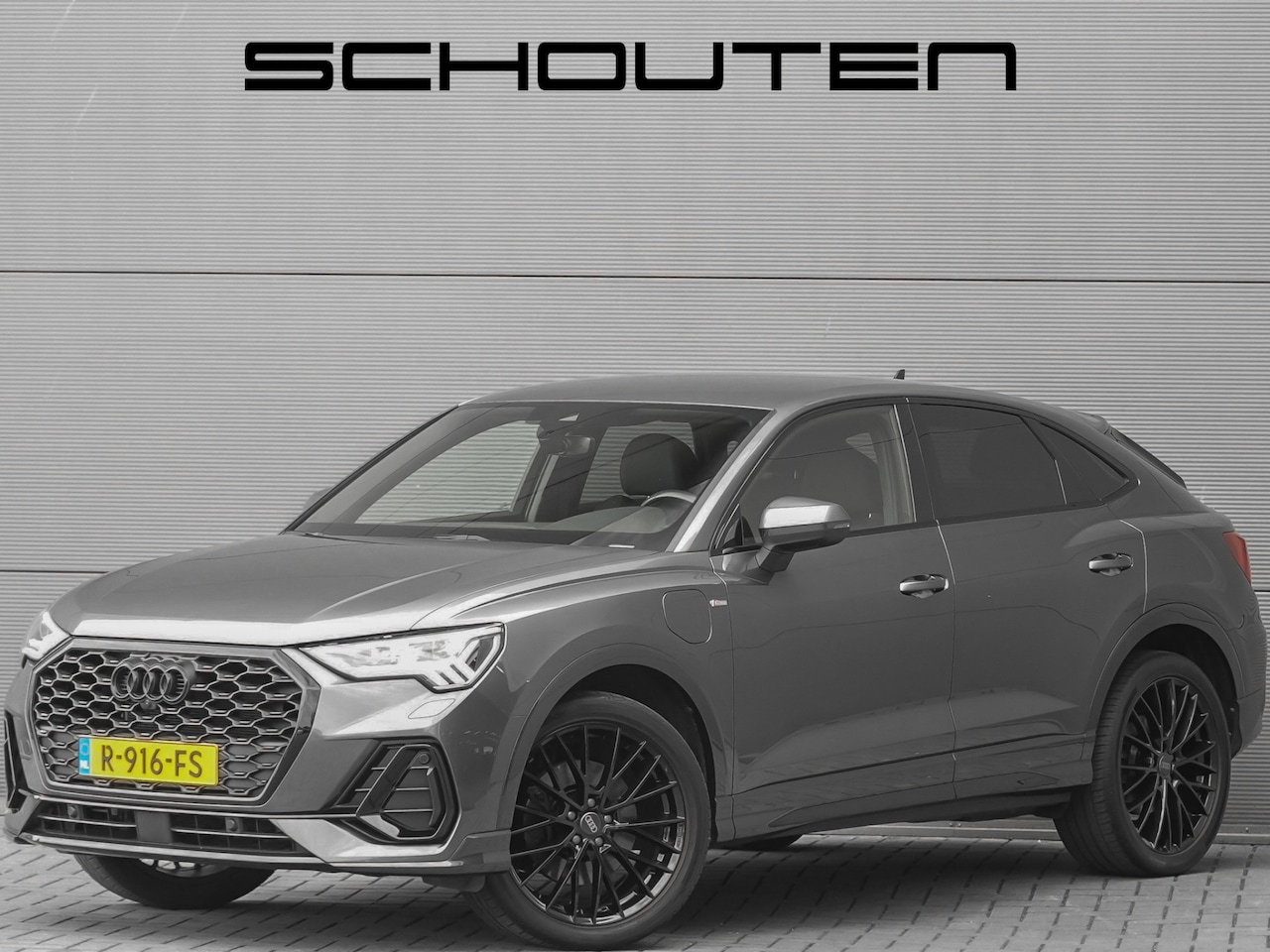 Audi Q3 Sportback - 45 TFSI e S Edition ACC Matrix 360° Trekhaak 20" - AutoWereld.nl