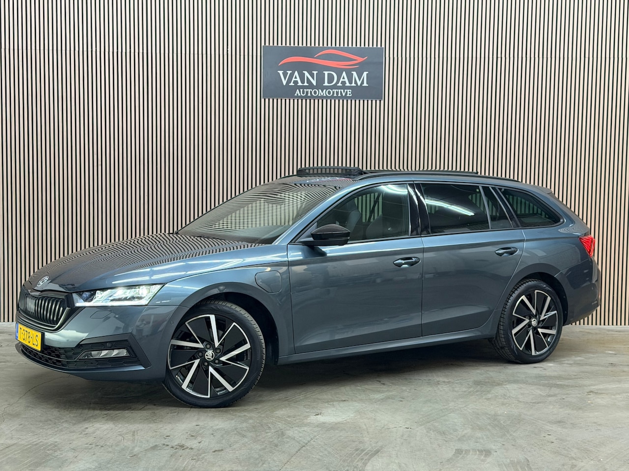 Skoda Octavia Combi - 1.4 TSI iV PHEV Business Edition Plus 1.4 TSI iV PHEV Business Edition Plus 2021 - AutoWereld.nl