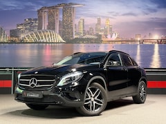 Mercedes-Benz GLA-Klasse - GLA180 Urban Trekhaak|Keyless|Camera|Sfeerverlichting|