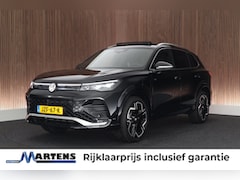 Volkswagen Tiguan - 1.5 272pk eHybrid R-Line Edition Trekhaak Camera Keyless Massage Virtual Cockpit Panoramad