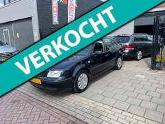 Volkswagen Bora - 1.6-16V 3e Eigenaar Trekhaak Airco NAP APK