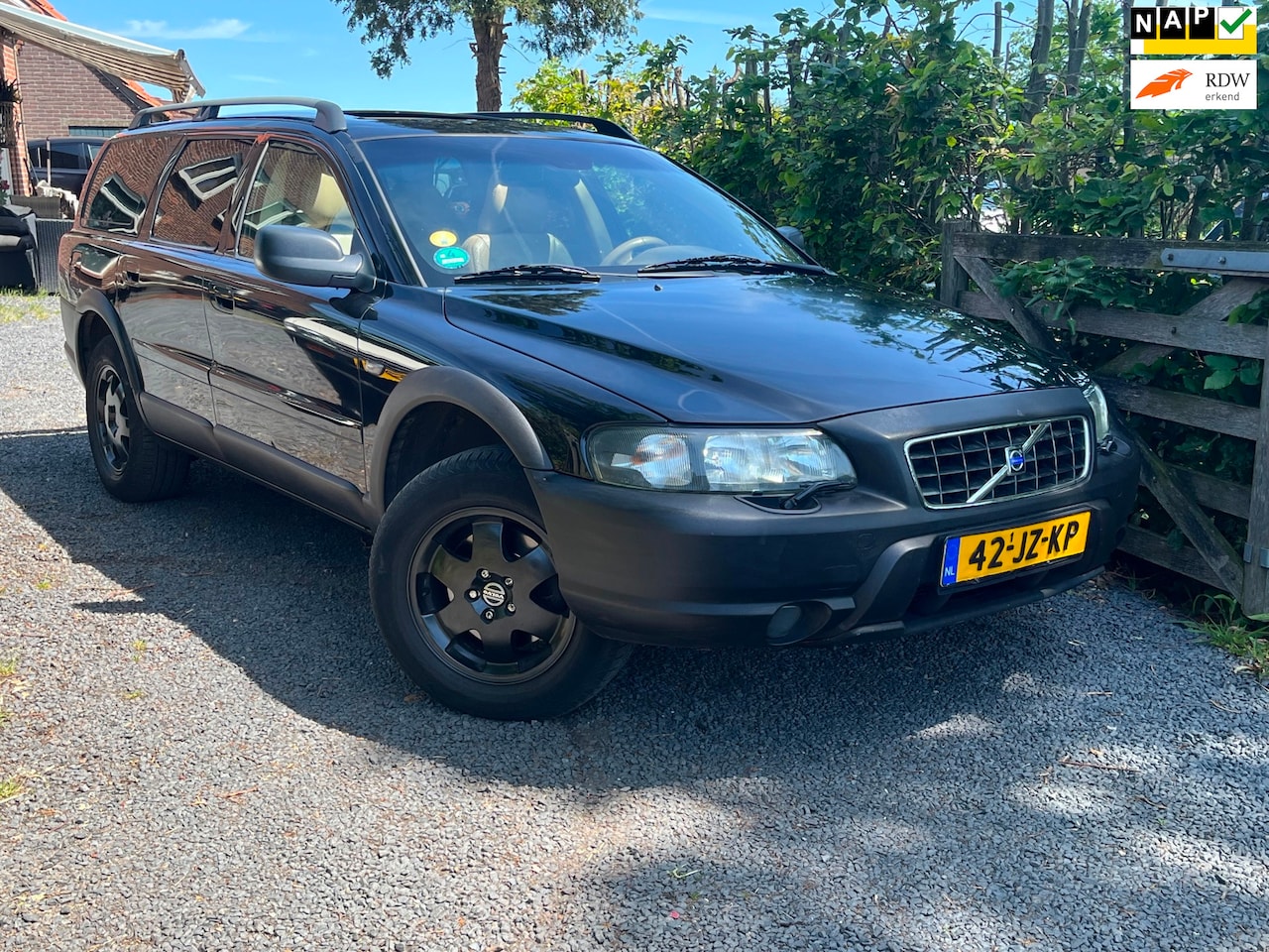 Volvo V70 - 2.5 T AWD Geartronic C.L. |4X4|LPG|Dakje|Leder - AutoWereld.nl
