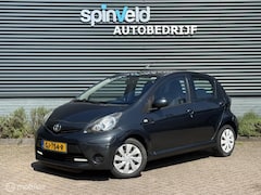 Toyota Aygo - 1.0 VVT-i Aspiration - Navi - Airco - 5drs