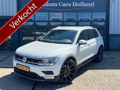 Volkswagen Tiguan - 2.0 TSI 4Motion Highline Navi Camera Keyless 21 Inch