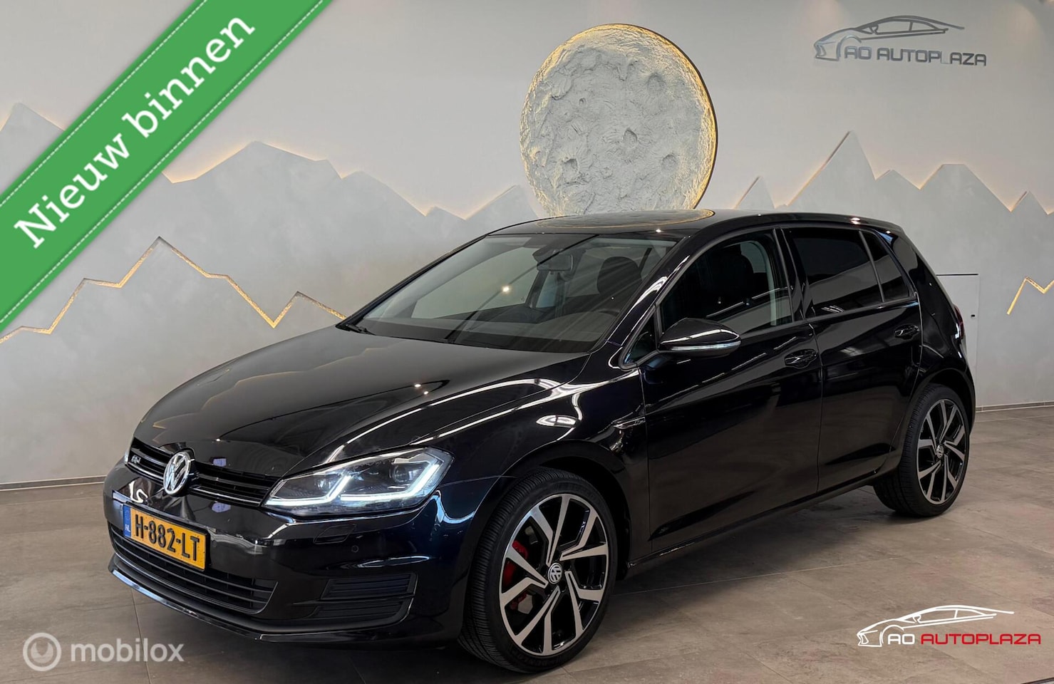 Volkswagen Golf - 1.2 TSI Facelift look/Virtual cockpit - AutoWereld.nl