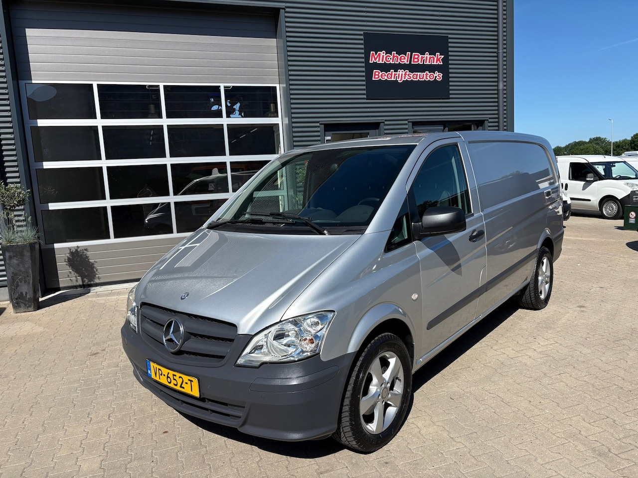 Mercedes-Benz Vito - 113 CDI 320 Lang 3 Zitplaatsen Airco - AutoWereld.nl