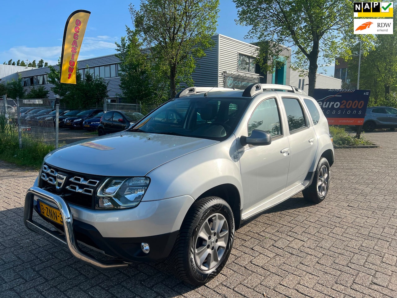 Dacia Duster - 1.2 TCe Prestige - CRUISE - AIRCO - LEDER - NAP ! - AutoWereld.nl