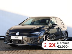 Volkswagen Golf - GTE 1.5 eHybrid 200 kW / 272 PK DSG | Panorama | Trekhaak | Black Style | Lederen Bekledin