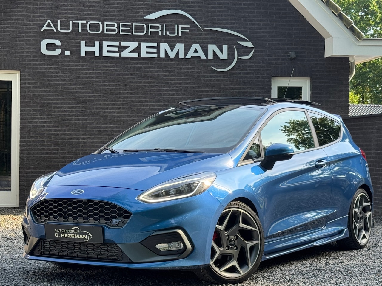 Ford Fiesta - 1.5 200PK ST-3 PERFORMANCE 1E EIG DEALEROH MAXTON PANO CAMERA FULL LED - AutoWereld.nl