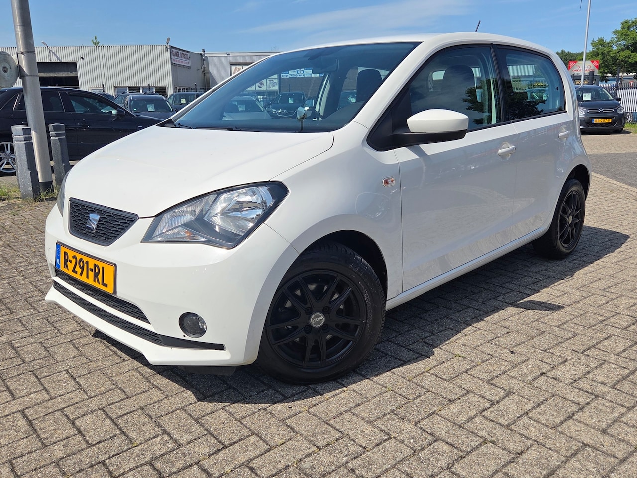 SEAT Mii - 1.0 Style/CRUIS CONTRL/PARKSENSOR/BLUETOTH - AutoWereld.nl