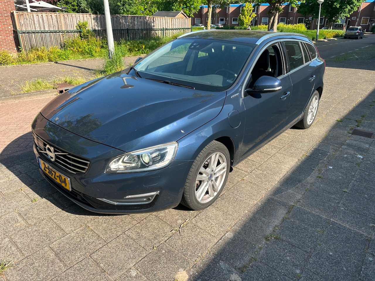 Volvo V60 - 2.4 D6 AWD Plug-In Hybrid Summum 2.4 D6 AWD Plug-In Hybrid Summum - AutoWereld.nl