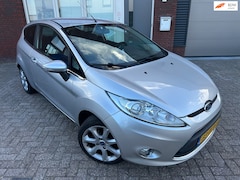 Ford Fiesta - 1.25 Titanium / 1e Eig / Airco / AUX / NAP / LM