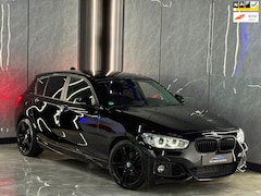 BMW 1-serie - 118i Executive | Automaat | LED | 18” M-Sport Velgen | M Pakket | NAP | Airco
