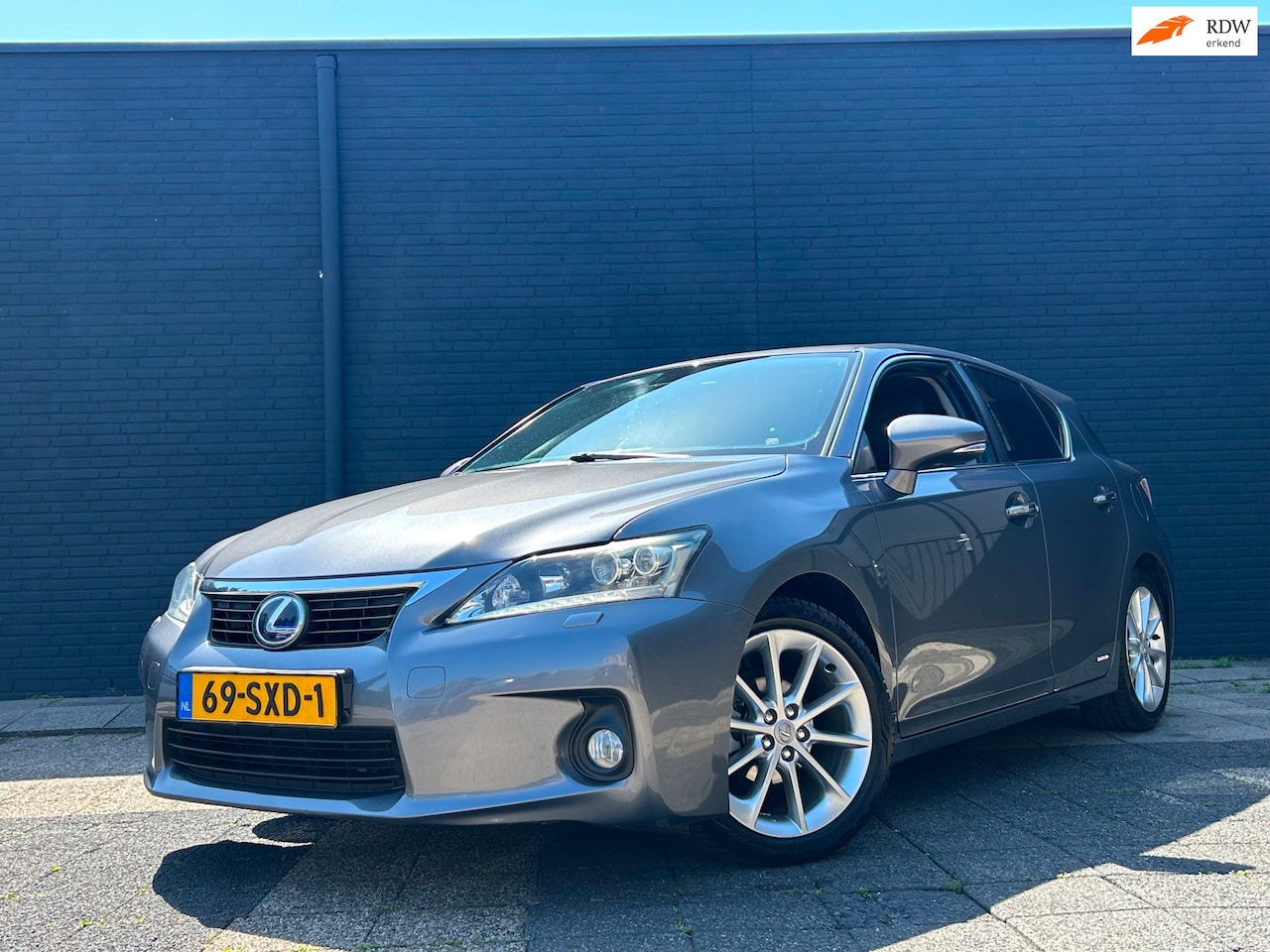 Lexus CT 200h - Hybrid Executive Line | Stoelverwarming | NAP - AutoWereld.nl