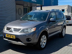 Mitsubishi Outlander - 2.4 Instyle | 7 Persoons |