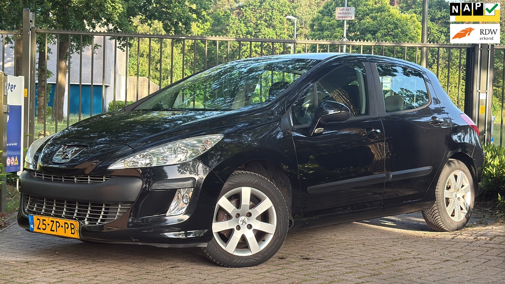 Peugeot 308 - 1.6 VTi XS AIRCO/CRUISE/PANO - AutoWereld.nl