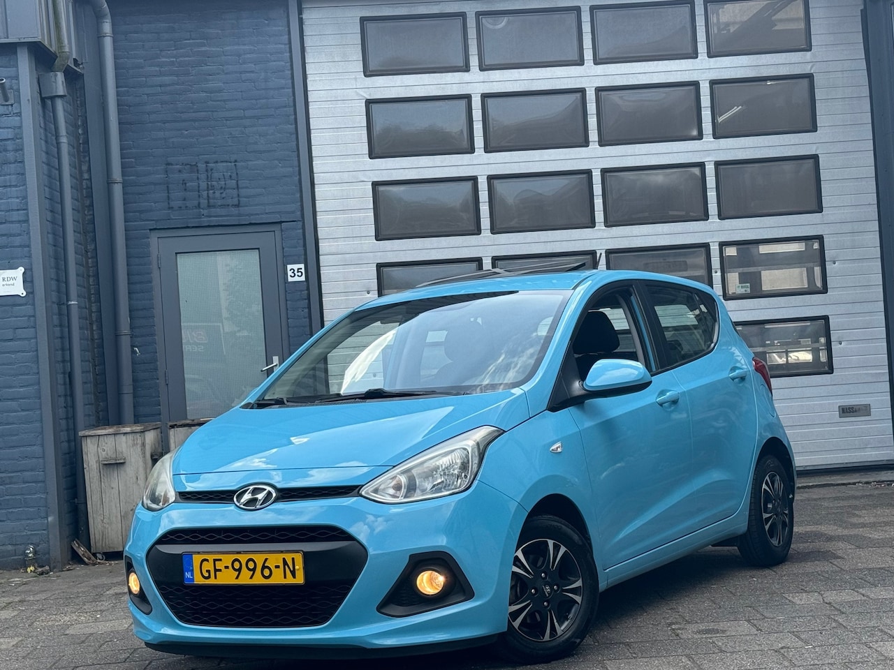 Hyundai i10 - 1.0i i-Motion Comfort | Clima | Cruise | LMV | N.A.P - AutoWereld.nl