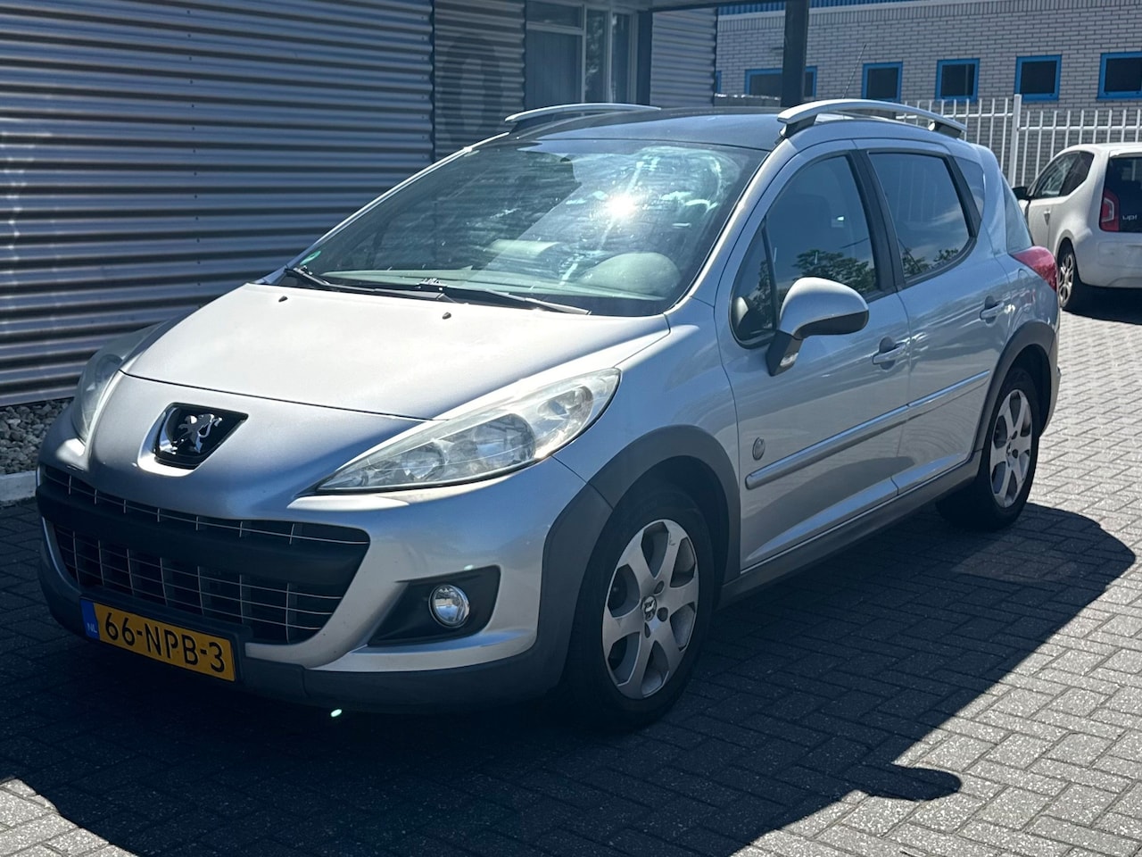 Peugeot 207 SW Outdoor - 1.6 VTi 1.6 VTi - AutoWereld.nl