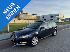 Volkswagen Passat Variant - 1.4 TSI Highline BlueMotion PANO/DSG/NAP/TREKHAAK/Alcantara/leer