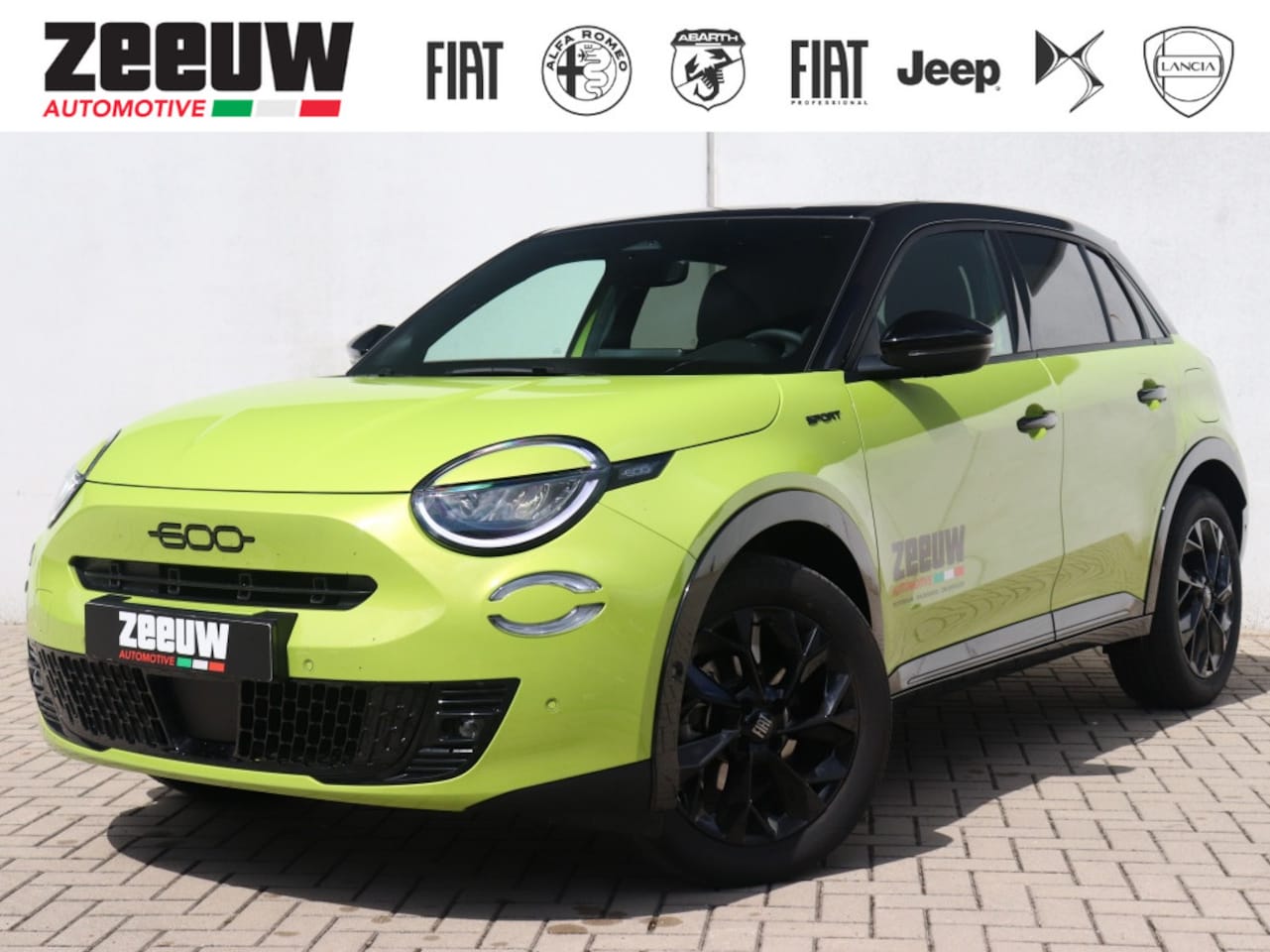 Fiat 600e - Sport 54 kWh | Navi | Carplay | Camera | Winter | 18" - AutoWereld.nl