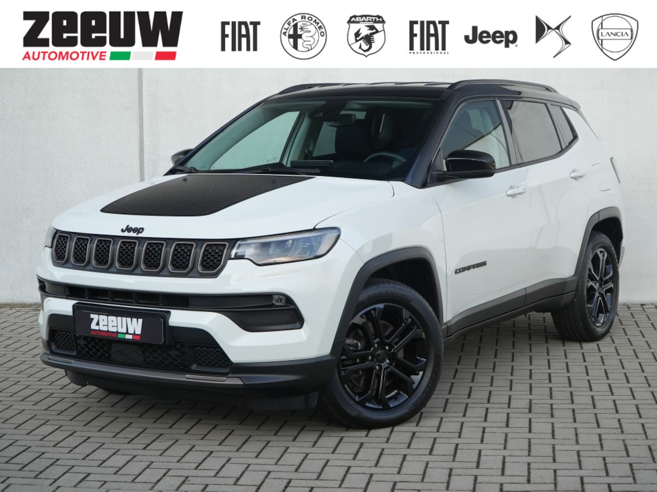 Jeep Compass - 4xe 240 PK Hybrid Upland | Navi | Carplay | Winter | Camera - AutoWereld.nl