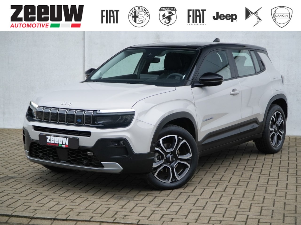 Jeep Avenger - Altitude 54kWh | Leder | Camera | Winter | Navi | 18" - AutoWereld.nl