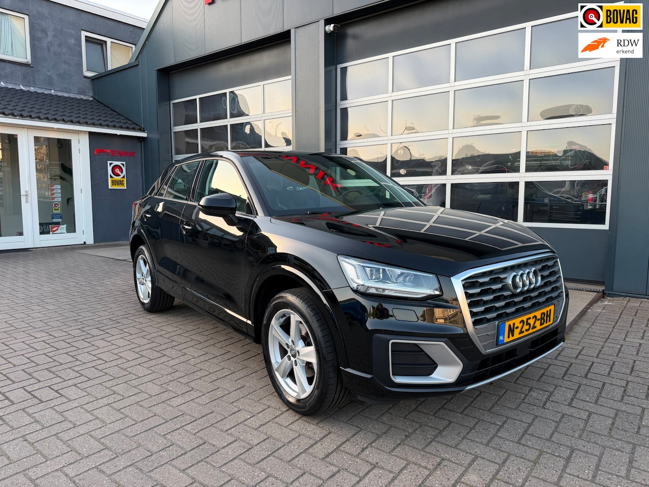 Audi Q2 - 35 TFSI S Edition / Led / Cruise / Navi / Sport. - AutoWereld.nl