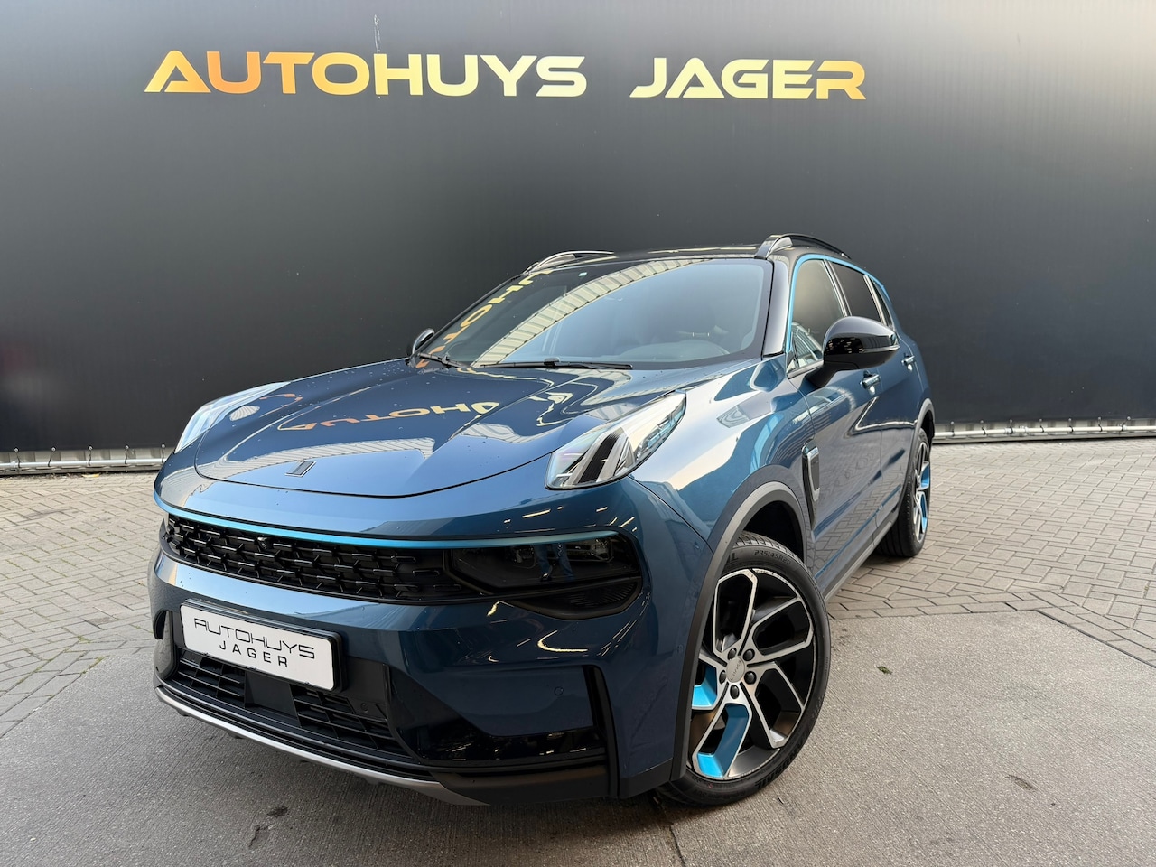 Lynk & Co 01 - 1.5 Pano 360 Memory Carplay Hybride Automaat - AutoWereld.nl