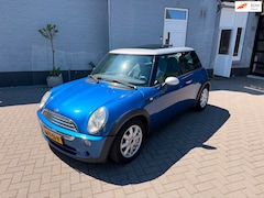 MINI 3-Deurs - 1.6 Cooper | PANO | AUTOMAAT | AIRCO |