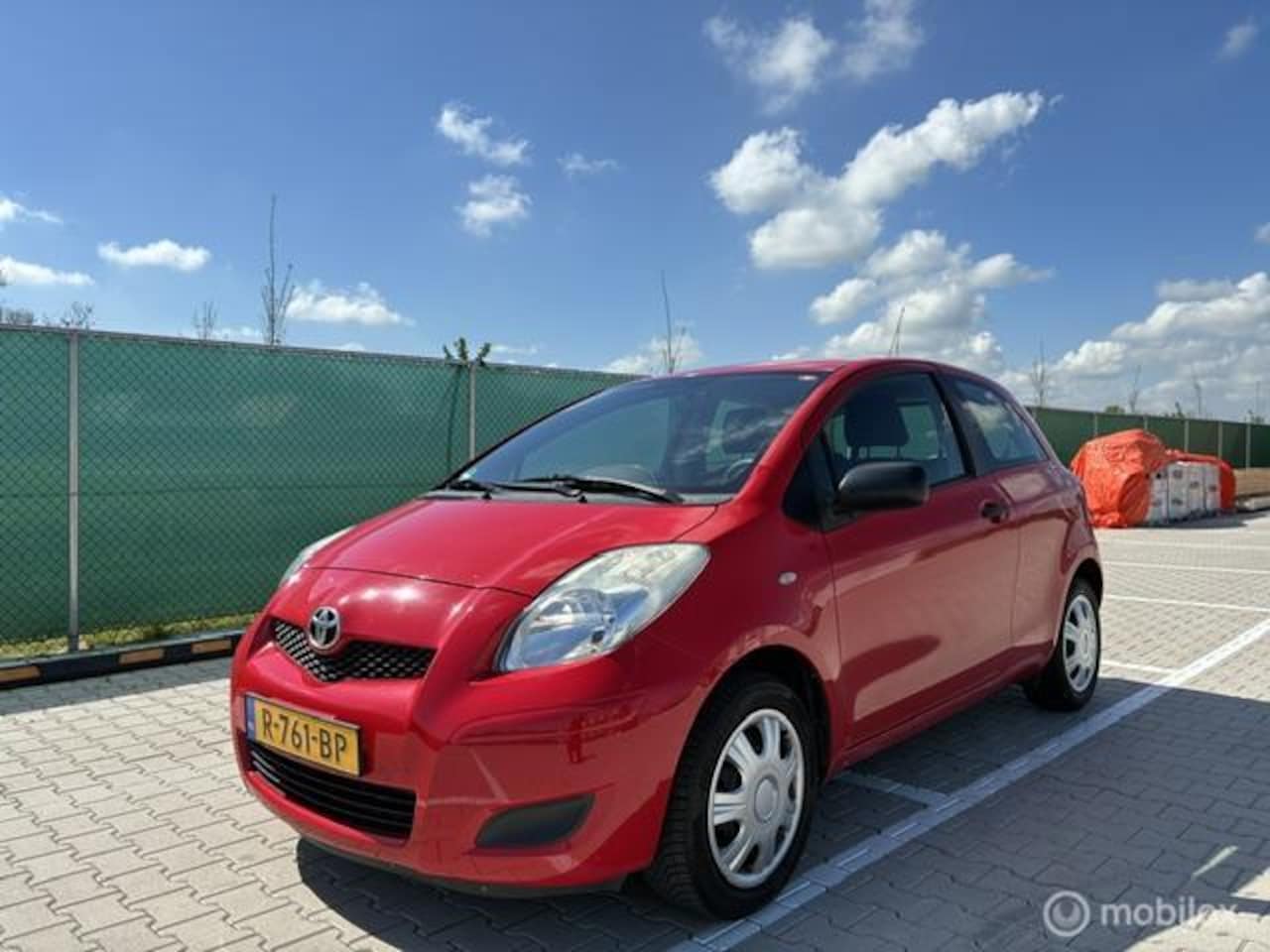 Toyota Yaris - 1.0 VVTi Cool 1.0 VVTi Cool, APK 27-06-2027, AIRCO - AutoWereld.nl