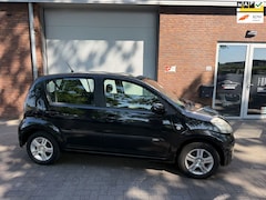 Daihatsu Sirion 2 - 1.0-12V Trend|AIRCO|RUIME APK|CRUISE