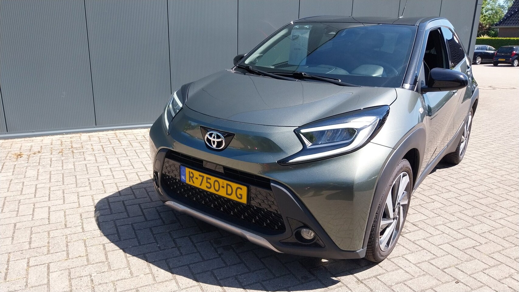 Toyota Aygo X - 1.0 VVT-i LED /NAVI//CLIMA//CAMERA//CRUISE - AutoWereld.nl