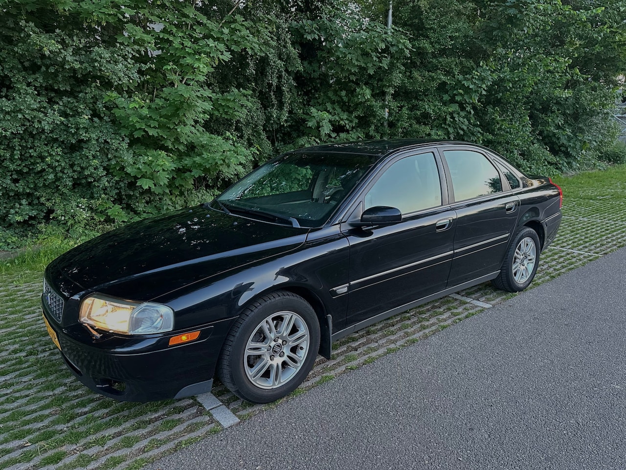 Volvo S80 - 2.4 Elite Dealer Auto 335DKM NAP! - AutoWereld.nl