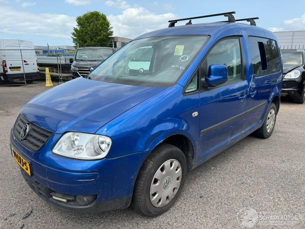Volkswagen Caddy - 1.6 Comfortline 5p. 1.6 Comfortline 5p. - AutoWereld.nl