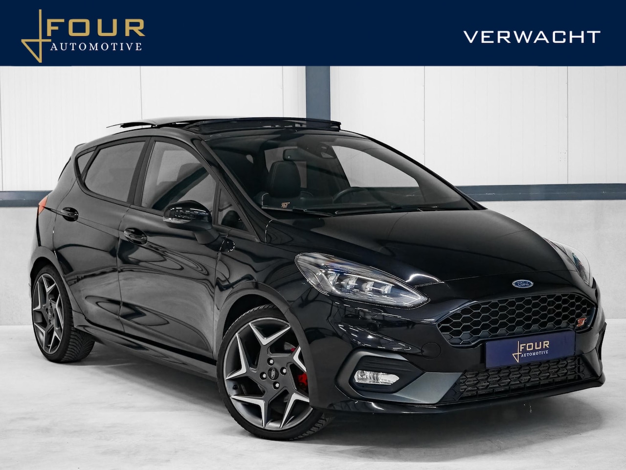 Ford Fiesta - 1.5 EcoBoost ST-3 | Panoramadak | B&O | Recaro | LED | Adaptive | Camera - AutoWereld.nl