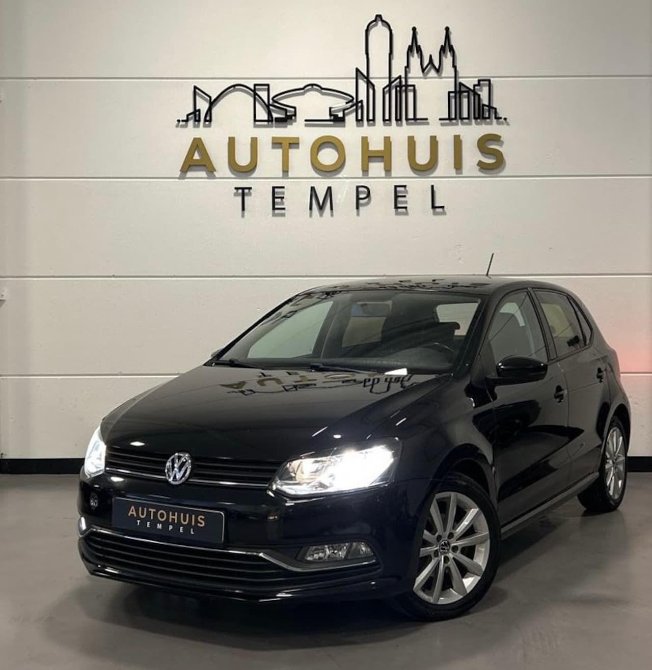 Volkswagen Polo - 1.2 TSI Comfortline Nap Airco Navi Cruise Nwe Riem Parkeersensoren Isofix Nwe Apk - AutoWereld.nl