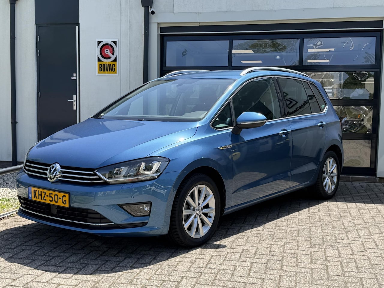 Volkswagen Golf Sportsvan - 1.4 TSI Connected Series Lounge | Automaat | Luxe uitvoering - AutoWereld.nl